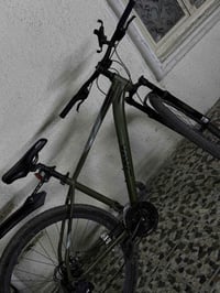 للبيع بايسكل جيفا زيتوني والله العظيم اشتريته ب٤٠٠ قبل شهر من معرض تيز...