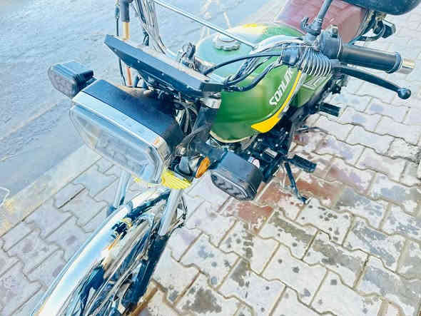 السلام عليكم 
دراجه موديل 2025 نضيفه 
مجفته جديد راجعه بلادية
سعر الدراجه 700 الف
وبيها مجال حك جية
الرقم ***********
