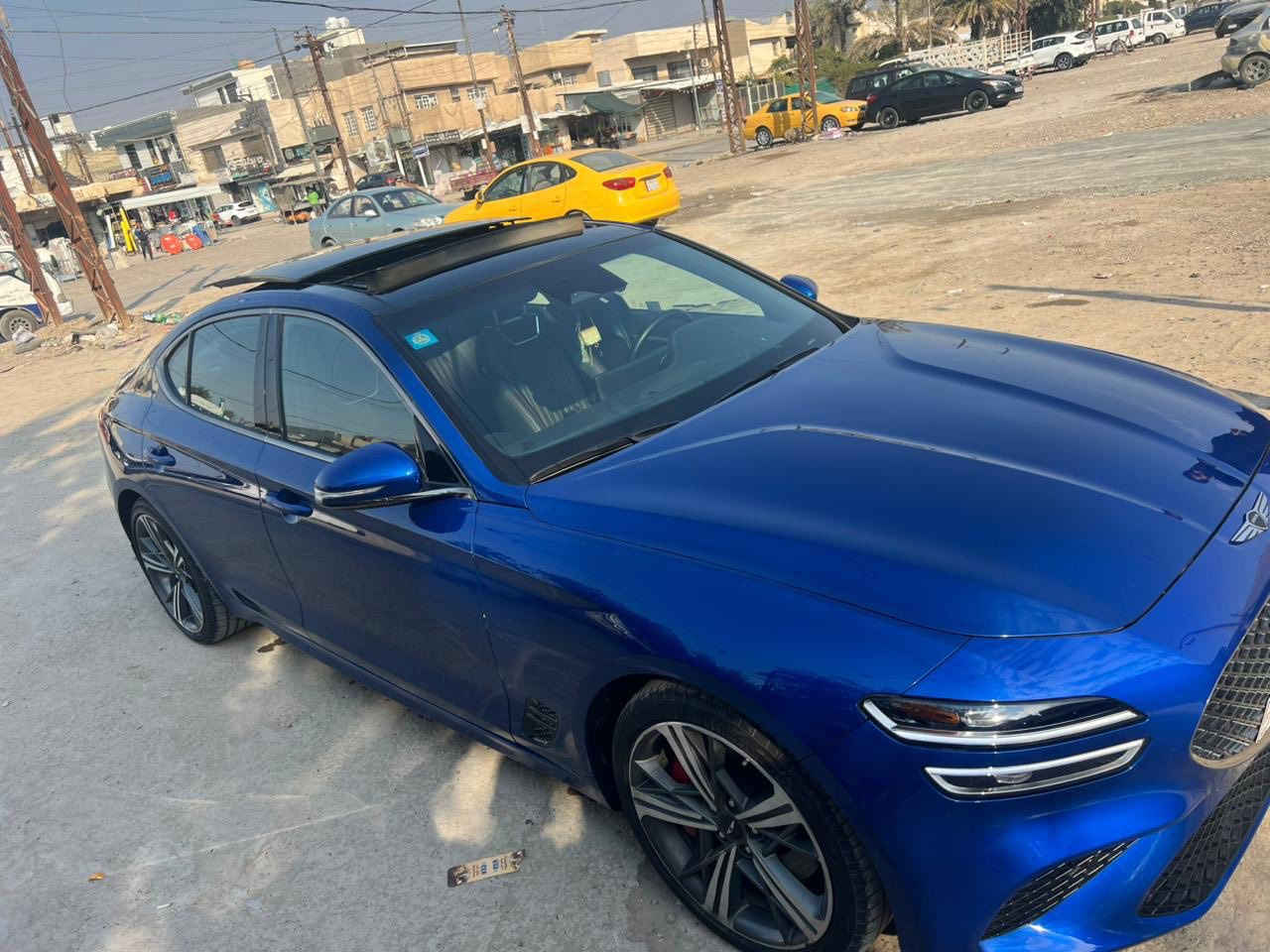 للبيع جينسس G70 sport prestige 
‎💰 السعر: 29,500$

🔹V6 3.3T

‎✔️ مقاعد جلد فاخرة مع تحكم كهربائي
‎✔️ شاشة كبيرة + Apple CarPlay / Android Auto
‎✔️ نظام صوتي فاخر Lexicon
‎✔️ رادار، Blind Spot، Lane Assist
‎✔️ بصمة تشغيل ودخول ذكي
‎✔️ إضاءة LED كاملة
‎✔️ وضعيات قيادة (Sport, sport+ / Comfort)

Driver Assistance: Forward Collision-Avoidance Assist, Blind-Spot View Monitor, Rear Cross-Traffic Collision-Avoidance Assist, Lane Keeping Assist
Convenience: Smart key with push-button start, Surround View Monitor, wireless device charging

‎▪️ السيارة حادث خفيف
‎▪️ جاملغ ايسر مبدل ومصبوغ فقط
‎▪️ الايرباك سليم 100% ✅
‎▪️ ميكانيك و كهرباء كامل على اخر حبة

‎سيارة نظيفة، فخمة، وبالعافية على اللي يشتريها💙

+964 771 121 5897


**إذا كنت صاحب هذا الإعلان وتريد حذفه لأي سبب، رجاءا أرسل رسالة إلى الدعم الفني**