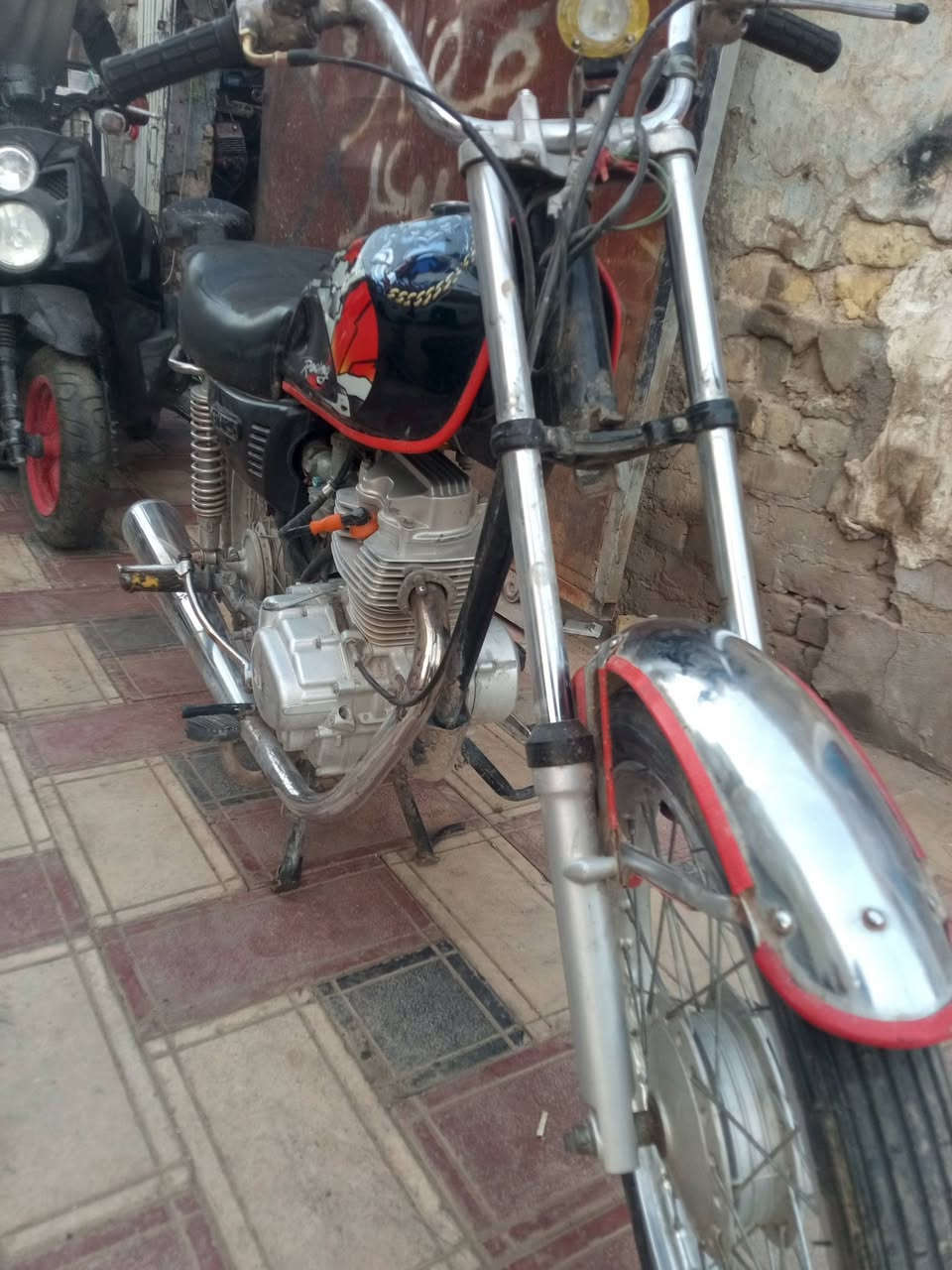 دراجه نامه للبيع
ادوات 
كامله الدراجه ما بيه ابي شي 
والمحرك ما مفتوح شرط الفحص كفاله 
والسعر 500 وبي مجال 
للمكان ناصريه مركز شارع عشرين 
الرقم ***********9 واتساب

