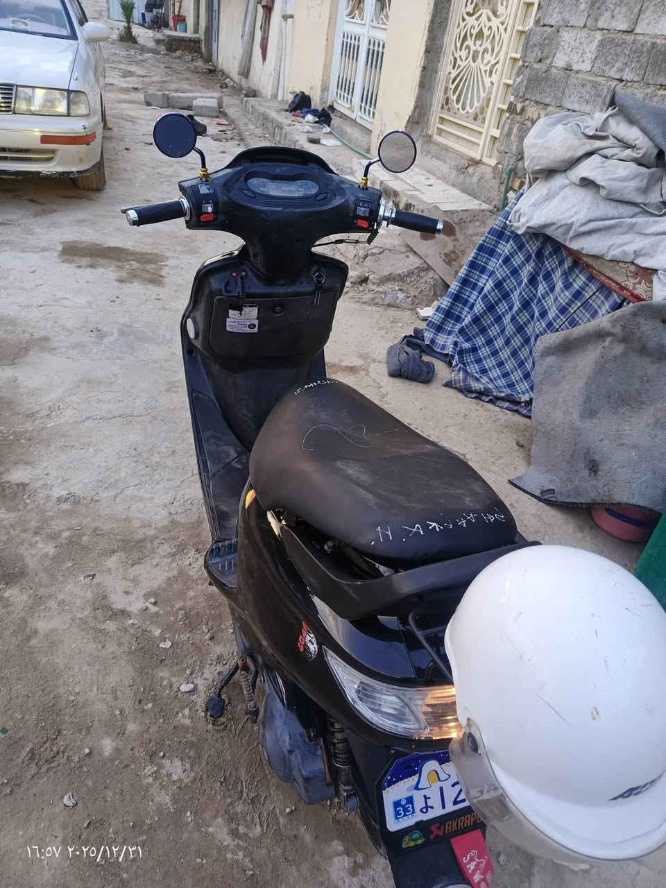 السلام عليكم دراجه جديده كلش نظافه 100بل100شلعه ومعدل كلش قويات سلف كهربائيات كل  دراجه حاويه العنوان النجف السعر 625الرقم ***********
