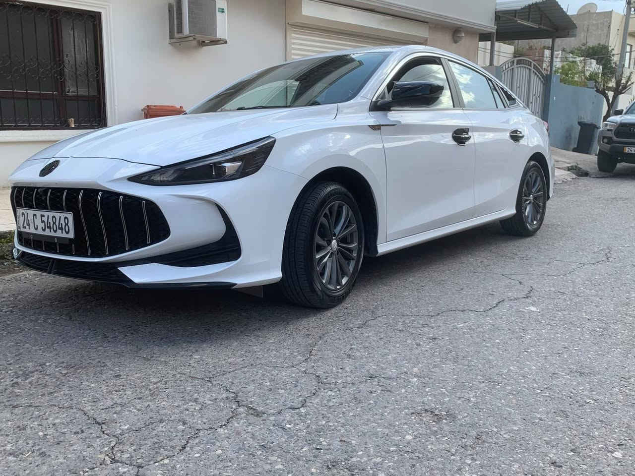 MG gt5 محرك 1.5 تنف طبيعي فول مواصفات 4 كاميرات 4 حساسات خلفية + بصمة كشن جلد + سقف سلايت سيارة خالية من أي حادث كلين تايتل المشي 22000 كم سيارة باسمي عنوان بروشكي كير و محرك بشرط  
*********** دهوك, العراق
