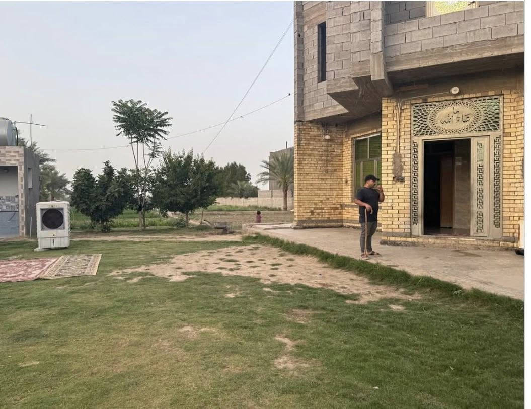 🔰دار طابقين للبيع  🏘
📍الرمادي _ الصوفيه البمحل 

📐مساحة البناء 200.متر  الكليه 950مع ارض مشجره على النهر مباشر 3000متر الي يرغب بالشراء الدار مع الأرض  أو الدار فقط 

♻️ البيت طابو زراعي تعهد بالتحويل 
 

 
📞للتواصل / ***********
