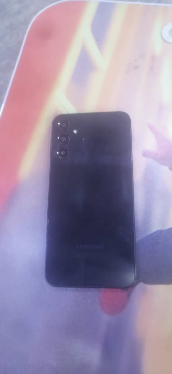 السلام عليكم...للبيع فقط ماراوس سامسونج a24
الذاكرة ١٢٨ الرام ٨
صوت استيريو دبل اسبيكر
ببجي ٦٠ فريم
جهاز نظيف بدون عطل
مبدل شاشه اصليه وزر التعلي والتنصي يشكل
السعر ١٠٠


**إذا كنت صاحب هذا الإعلان وتريد حذفه لأي سبب، رجاءا أرسل رسالة إلى الدعم الفني**