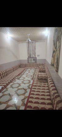 ديوان كامل • ٧ مقاعد • الكوت