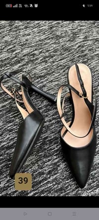 احذية كراتين • نسائي واطفال • ترند