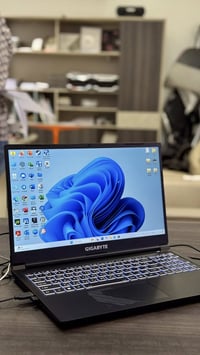 لابتوب كيمنك للبيع بسعرر متحصل مثله بعد Gigabyte G5 kf معالج i5 12500 ...