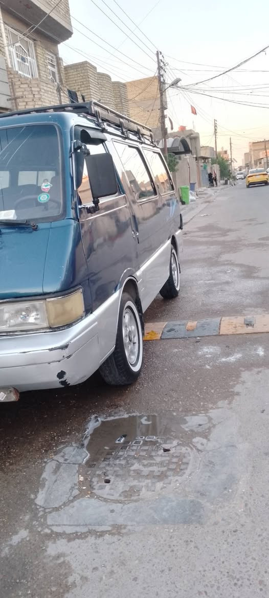 سلام عليكم كيه بسته للبيع موديل 94  مصفره هيئيه وغرامات تحويل ثاني يوم المكان بغداد سعر 44 وبيه مجال للطيبين  الرقم ***********
