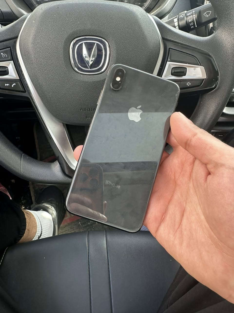 ايفون اكس اس ماكس ذاكره 64 بلادي كلشي بي مكفول بطاريه 80 جهاز يخبل وكلشي بي بلادي ممبدل بغداد حي الحسين خدمي مطار *********** السعر 175 الف قفل
