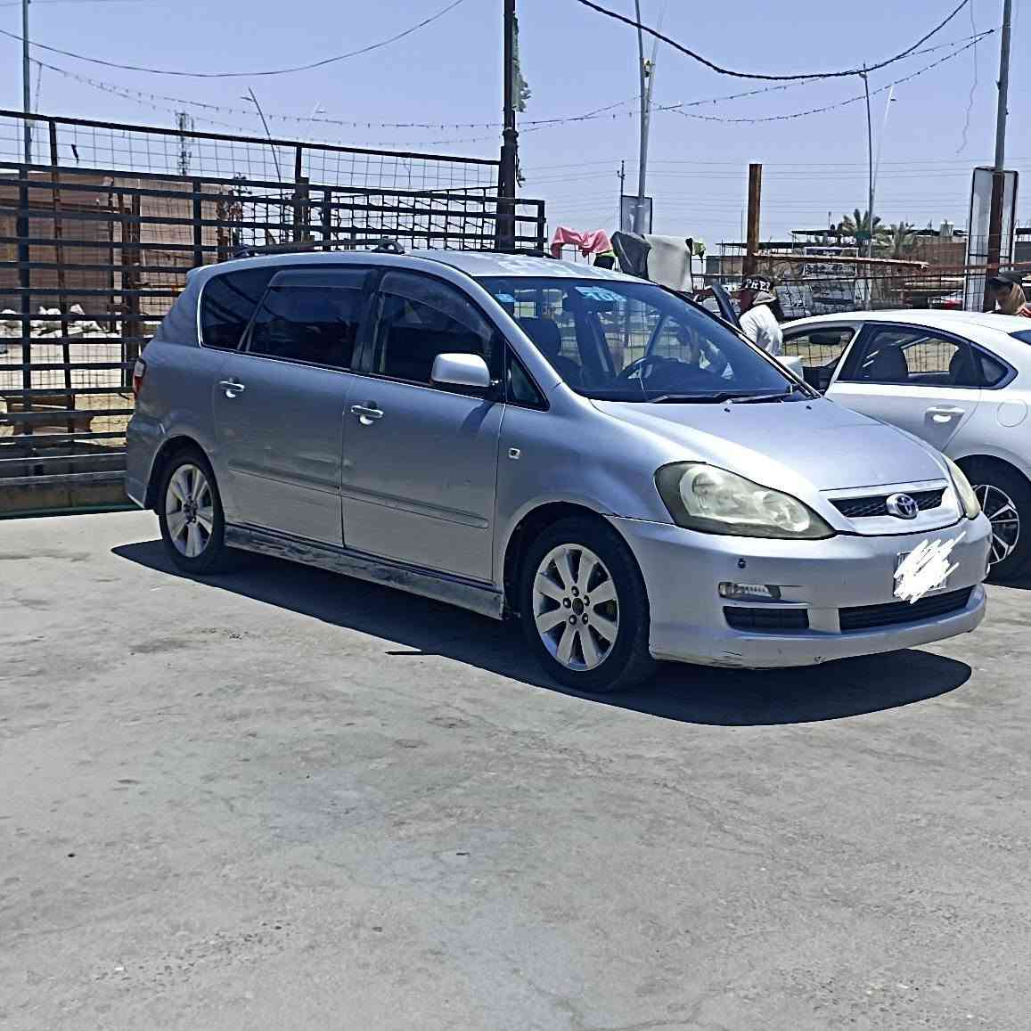 سيارة ابصم مديل 2003  رقم بصرة ر سنويتها الشهر الفات  جددها السيارة باسمي ، باب الصندوك مبدل لان رجعت على الحايط ودعمته   ومكينة مبدلها التبريد قبل اسبوع عطل غرفتها نظيفة السعر ب95
للاستفسار *********** البصرة, العراق
