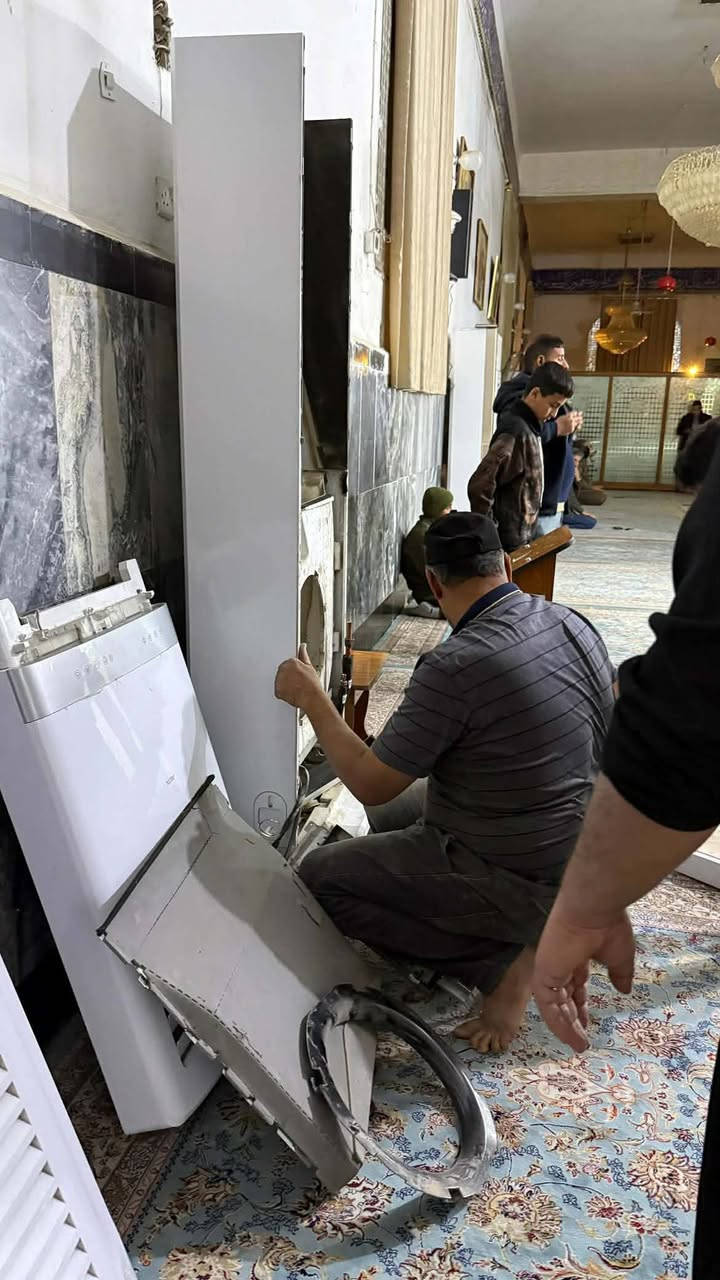 وفقنا الله سبحانه وتعالى اليوم 
في مرقد اولاد مسلم ابن عقيل عليهم السلام في المسيب لصيانة وتنظيف أجهزة السبالت الخاصه بالمرقد


**إذا كنت صاحب هذا الإعلان وتريد حذفه لأي سبب، رجاءا أرسل رسالة إلى الدعم الفني**