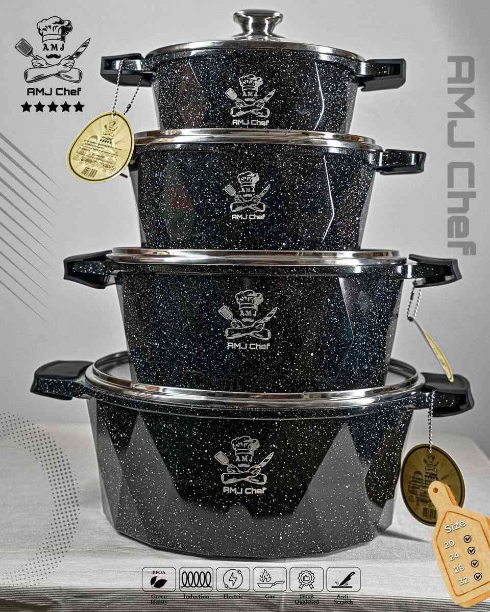 بدينة نشتغل عالمفاجئآت 😱😱
ترقبونا ومفاجئآت ماركة الشيف العالمي فرفوري كلار حصري سيت رباعي الشيف الدائري المضلع باللونين الأسود والرصاصي السعر ٦٨ الف. للحجز والاستفسار المراسلة واتساب ماسنجر ***********  عيييييد سعيد وكل عام وانتم بالف خير. 🌼🌺🙋
