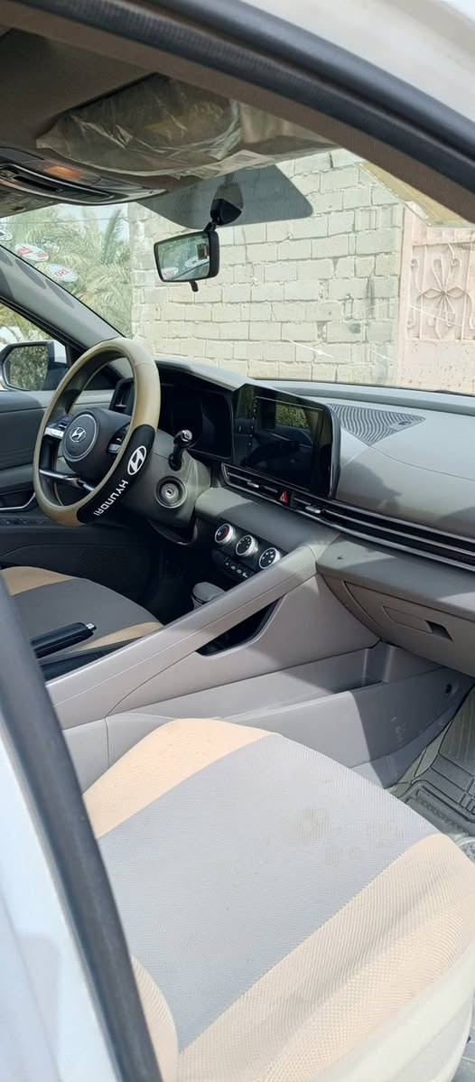 سلام عليكم النترا موديل 2023مكفوله بيه بارد بل باب الوره وارد خليجي مكفوله كير ومحرك تبريد وتتفيه مكاني بصره زبير الرقم ***********/.
