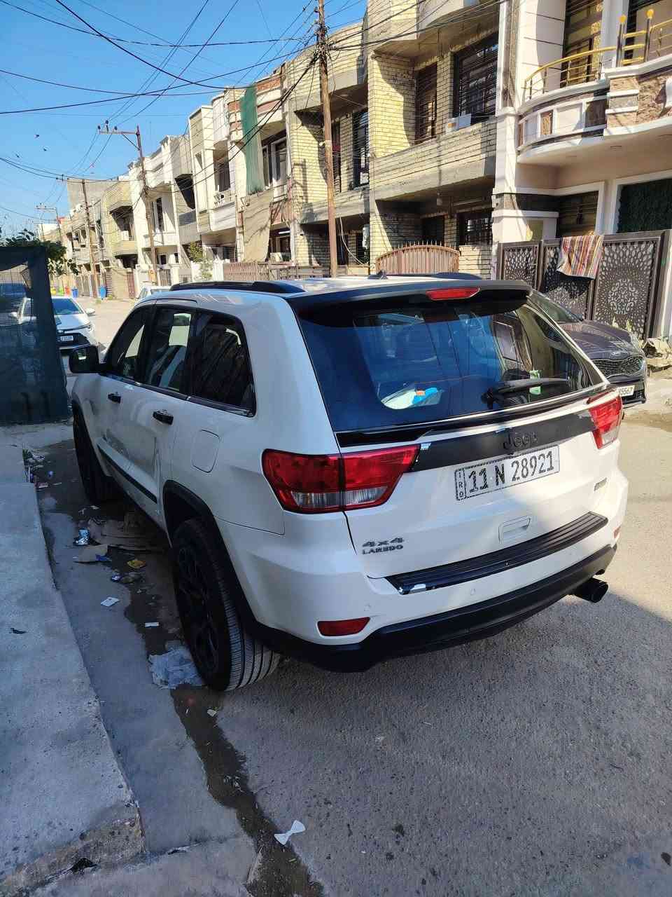 السلام عليكم ورحمة الله وبركاته
جيب لاريدو 2012
وارد كندي  لان مابيه صور حادث 
رقم بغداد بأسمي وهزه جديده  تحويل تاني يوم
سياره كامله وحلوه وبالعافيه على ياخذه مال جناي
كلشي ذاكرلك بالفديو لا اغشك ولا اخليك تتعنه بلاش هاي كدامك
مكاني بغداد ***********
السعر ١٥٥ وبيه مجال
