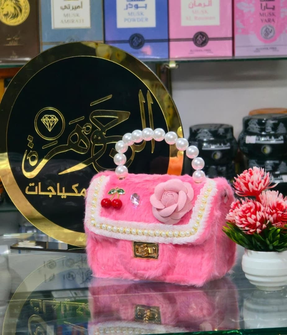 وصلت بضاعة العيد للأميرات الصغار  ليكونو متميزين مالكن غير تشوفو التشكيلة المميزة اللي وصلتنا 😻👛 
طبعا الألوان كتيرة صورنا من كل موديل شوي

( مين رح تربح شنتاية هدية من مركزنا ؟ رح نختار من المشاركات حدا نقلا مبروك ) 

#حقيبة_أطفال #شناتي


**إذا كنت صاحب هذا الإعلان وتريد حذفه لأي سبب، رجاءا أرسل رسالة إلى الدعم الفني**