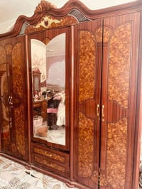 غرف نوم • للبيع • حله