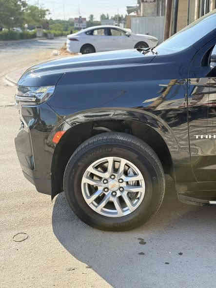 السلام عليكم اخوان تاهو 2024 بجم بريمر بحالة الزيرو ماشية ٢١ الف حقيقي استلام شركة المنصور رقم بغداد الجديد باسمي من الزيرو جديدة جدا جدا مكفولة من ضربة صبغ بارد تبديل مغلفة ppf ب٣٠ ورقة مواصفات LS بصمة هامدبريك دكمة اوتو هولد رادار جانبي كشنات كهرباء كير بيانو توقف ذاتي تحديد مسار مان انزلاق تبريد بيانو شاشة ابل كار بلي وبعد بيها هواي مواصفات مكاني بغداد حي البنوك رقمي للاتصال ***********
