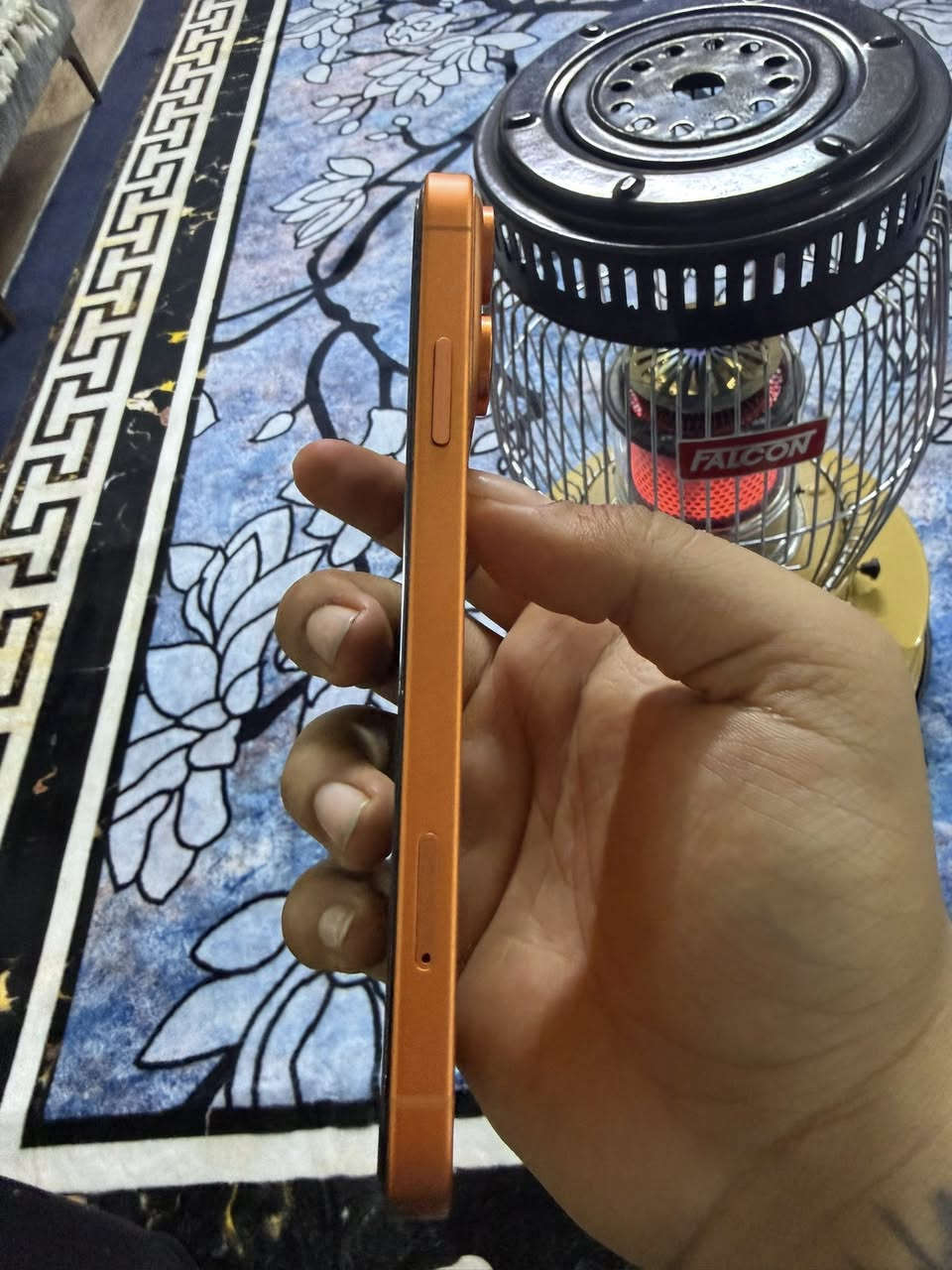 آيفون 11 محور 17 برو
الجهاز ما مبدل بي اي قطعه شاشه اصليه بطاريه اصليه 

جهاز كلش نضيف غراضه كامله ب 350 

***********
