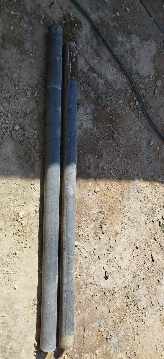 متاح بوب مبردة حجم 2.5 مستخدمة شي بصيط ...
بعدها جديدة نضيفة سعر السيت 10 ...
مع سقف مبردة حجم 2.5 ...سعر الواحد 10 ...
مع بواري حديد ثقيلة حجم 4 انج عدد 2 .السعر 25 ...
 ....مكاني بروانة ...*********** ...
