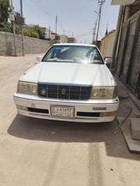 راس الثور موديل 1999 بيضة بيها ضربة خفيفة بالجاملغ الخلفي محركها 3.0 ر...