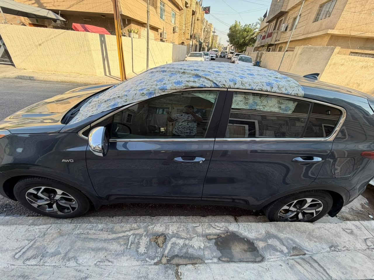 سلام عليكم
Kia Sportage

وارد امريكي
2020

السياره فول مواصفات ماعده البانوراما 
كشنات كهرباء 
تحكمات ستيرن
رادارات وبعد بيها موصفات

محرك 2400gdi
السياره صدرها جديد شركه
تايرات جديد 
السياره نضيفه كلش مال بيت 
ماشيه تقريبا  36 الف ميل 

ضررها 
خشم بنيد مصلح 
وقبغ جنطه فقط 
السياره جاهزه من كلشي مابيها ولا نقص

سعرها 160وبيها مجال 
***********
للتواصل واتس اب او رقم الهاتف
