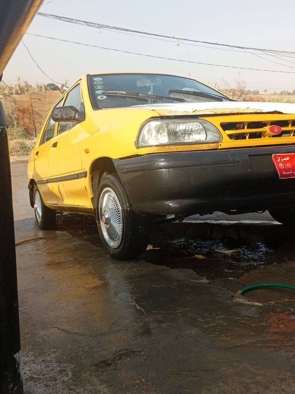 المكان النجف.  مديل 15 السعر ب 12 وبيها مجال  سياره كلشي بيها شغال 
 اشاير.      عالي ناصي.     مسجل.    تبريد. نقص غاز. فقط
 شواصي. نضيفه محرك   حلو. 140. توصل شرط 
ترايك وين ما يعجبك.   كير محرك شرط. 
  السياره راعيها بنجف بجفل بس ما واصله.  ابيع واقع حال. 
***********
