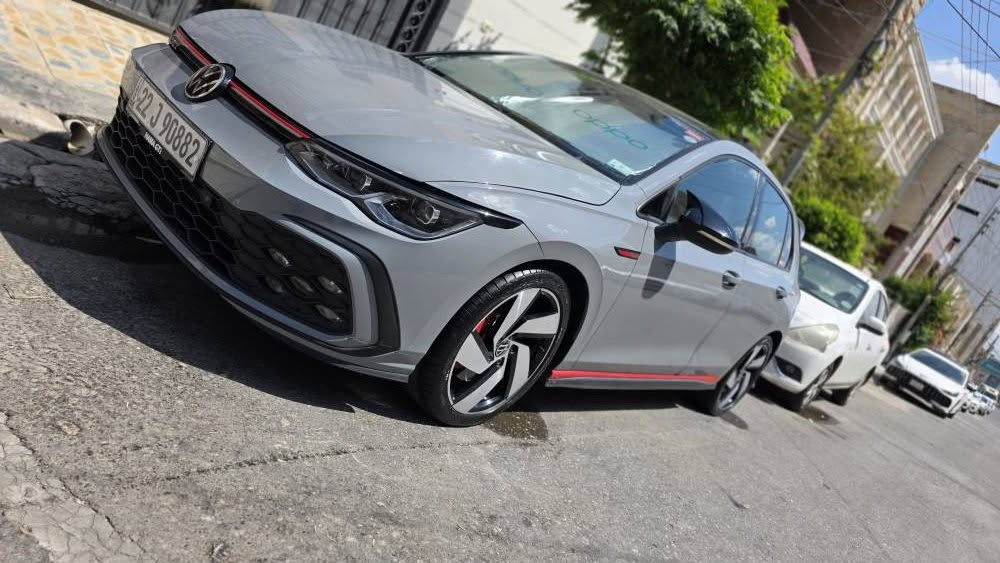 كولف Gti 2022
34 مايل رويشتوة
دوو بارجةي بيلادي كوراية
شوتة گزۆز سبورت
***********
*********** أربيل, العراق
