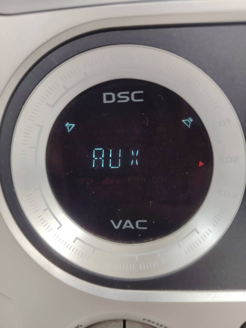 ديجي دمام ماركة فليبس ٣ أقراص سيدي ٢ كاسيت راديو اواكس صوت راقي جهاز كله شغال باله خليجي كويتي تريد تفضل
*********** واتساب
