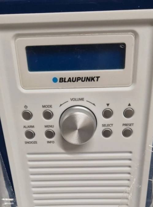 راديو ماركه بلافونكت BLAUPUNKT الجهاز باله جاي من بريطانيا نضيف جدا جدا
 السعر على الخاص


**إذا كنت صاحب هذا الإعلان وتريد حذفه لأي سبب، رجاءا أرسل رسالة إلى الدعم الفني**