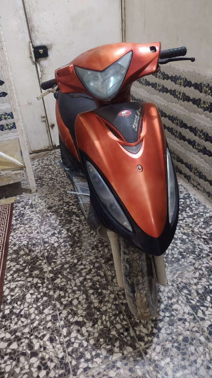 دراجه كامكو للبيع المكان نجف براكيه شارع المطار    
دراجه مجفته مره وحده دراجه نضيفه شلعته حلوه الي يريد يتواصل علا الرقم والسعر  علا الرقم ***********
