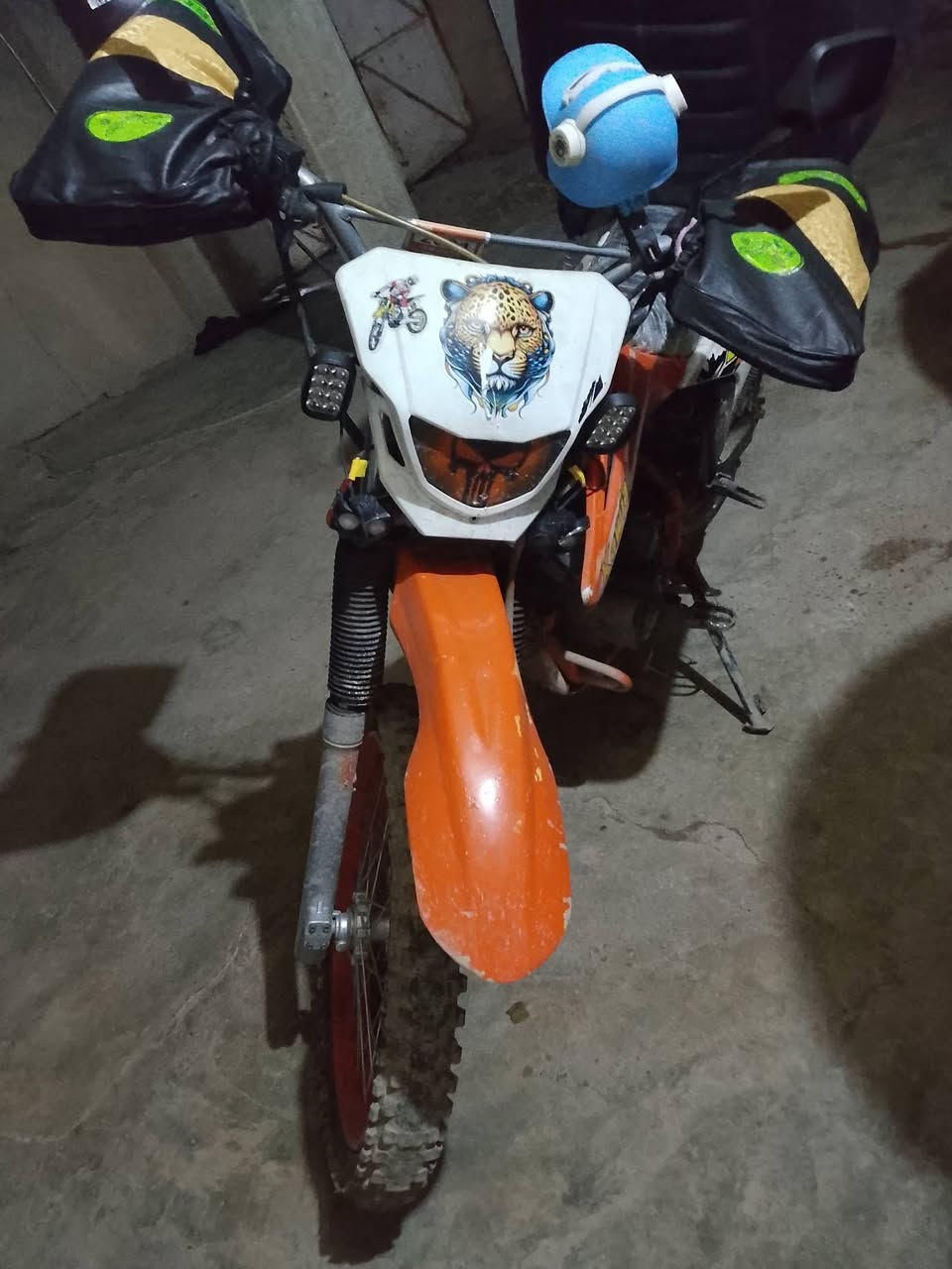 السلام عليكم دراجه كدامك عايزها بريك خلفي ودشبول محرك300ccشرك مامفتوح برهم بيع او مراوس مكاني تكريت قادسيه ‏‪***********‬‏
