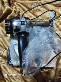 مكينة حلاقة عدد 2 قطعتين جدد يمكن فقط مفحوصات نضافتهن 99% جلايه صفرلحي...