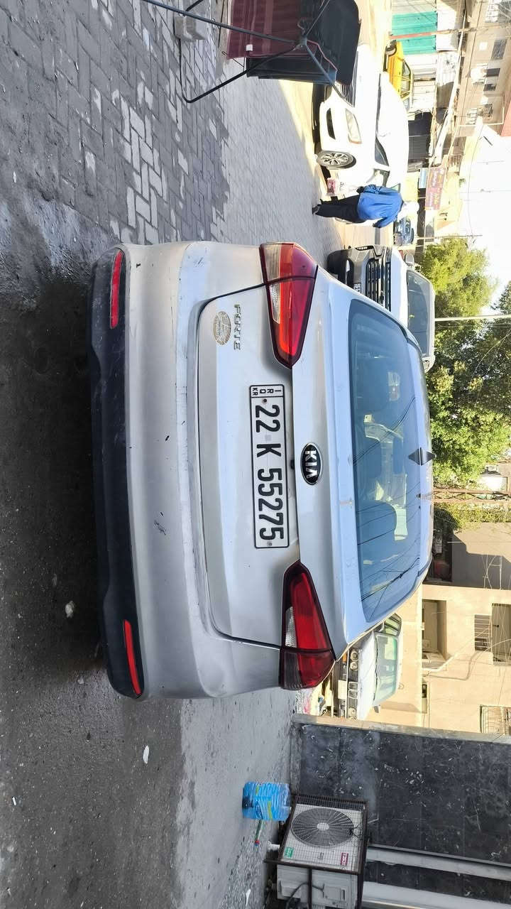 🚗 للبيع كيا فورتي 2018 | محرك 2000 | لون سلفر ✨
سيارة نظيفة جداً وبحالة ممتازة، استخدام شخصي واهتمام عالي بكل التفاصيل 👌

✔️ مكفولة من الحوادث
✔️ محرك 2000 قوي وعملي للمشاوير اليومية
✔️ إدامة كاملة – لا تحتاج أي صرف
✔️ داخلية نظيفة جداً ومرتبة
✔️ قيادة مريحة وثبات عالي

📌 تفاصيل مهمة:

رقم أربيل

بدون أي غرامات

السيارة باسمي مباشرة

السنوية والهزة منتهية

📍 الموقع: بغداد – الدورة

🚗 السيارة جاهزة "تركب وتمشي" بدون أي ملاحظات 🔥

🔢 رقم الشاصي: 3KPFL4A7XJE277770

💰 السعر: 115 قابل للتفاوض

📞 للاتصال: ***********
