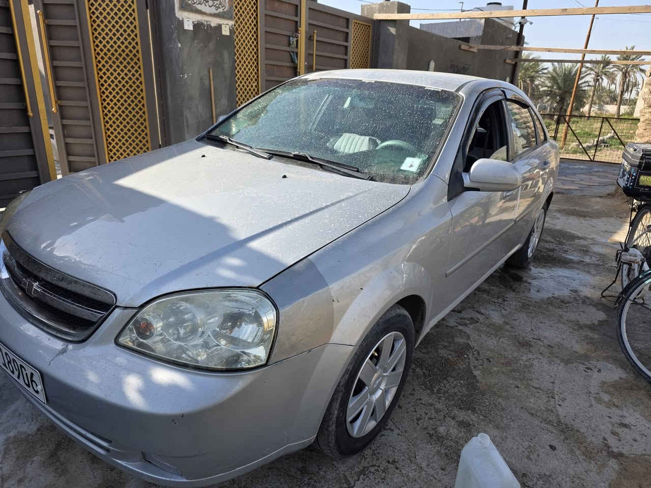 سلام عليكم
اوبترا للبيع 
موديل /2010
 (تبديل بنيد) صبغ قبق جنطه فقط
طخه خفيفه بخشم الجامرلغ واضحه بالصوره
صدر جديد منضومه بانزين جديده 
كير محرك خير من الله
شاشه كامره خلفيه
السعر (78) وبيهه مجال للشراي
للتفاصيل اكثر /***********
