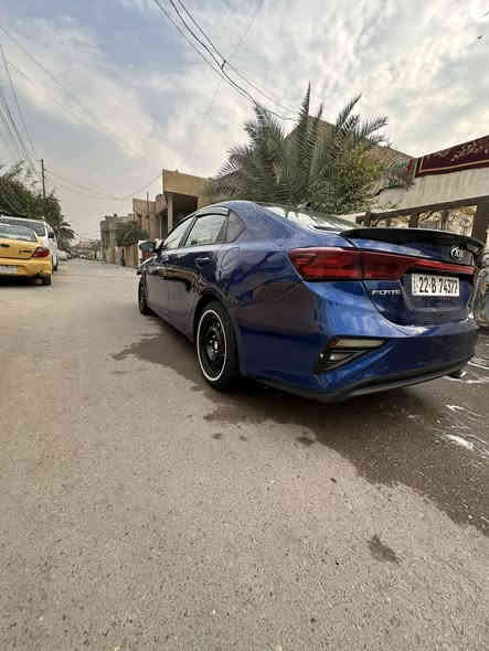 السلام عليكم كيا فورتي 2021 مكينه 2000 دواش كير اي تي بيه 3 قطع صباغ بدون دخول شاصي ولغد مكفول واهسه بيه طخه خفيفه أبيعه علئ طخته  رقم اربيل تريد تحويل أو وكاله رقم وهزه جديد مكان السياره بغداد زعفرانيه رقم تلفون ***********
