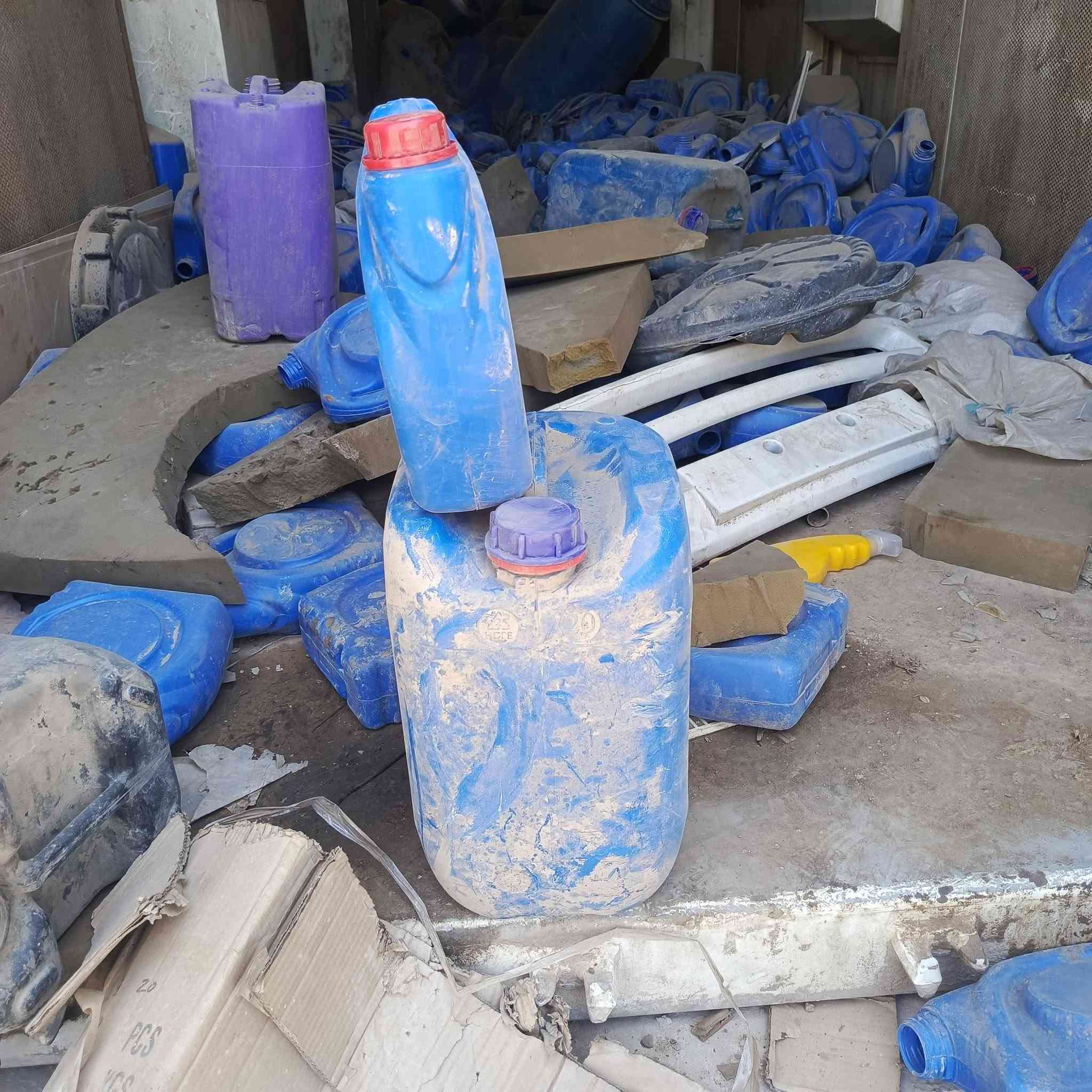 دبات ٤لتر لبيع كميات مفتوحه
جلكانات ٢٠ لتر  بخاخ سعه 750ملم كميه مفتوحه 

بسعار مناسبه 

استفسار +964 773 666 6133 

علما مكلف بل نشر


**إذا كنت صاحب هذا الإعلان وتريد حذفه لأي سبب، رجاءا أرسل رسالة إلى الدعم الفني**