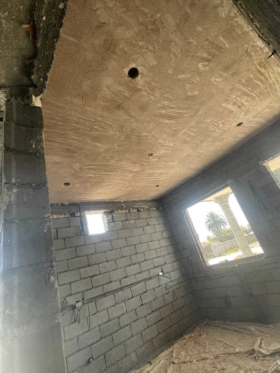 السلام عليكم. شباب. اني خلفه لبخ جص مساطر. ولبخ سمنت  ناعم خشن نثر شغل درجه اولى. ان شاءالله يعجبكم  نشتغل مگطوعه وع متر. الاتصال. اوًمراسله الخاص وجزاكم الله خير الجزاء.  ***********
