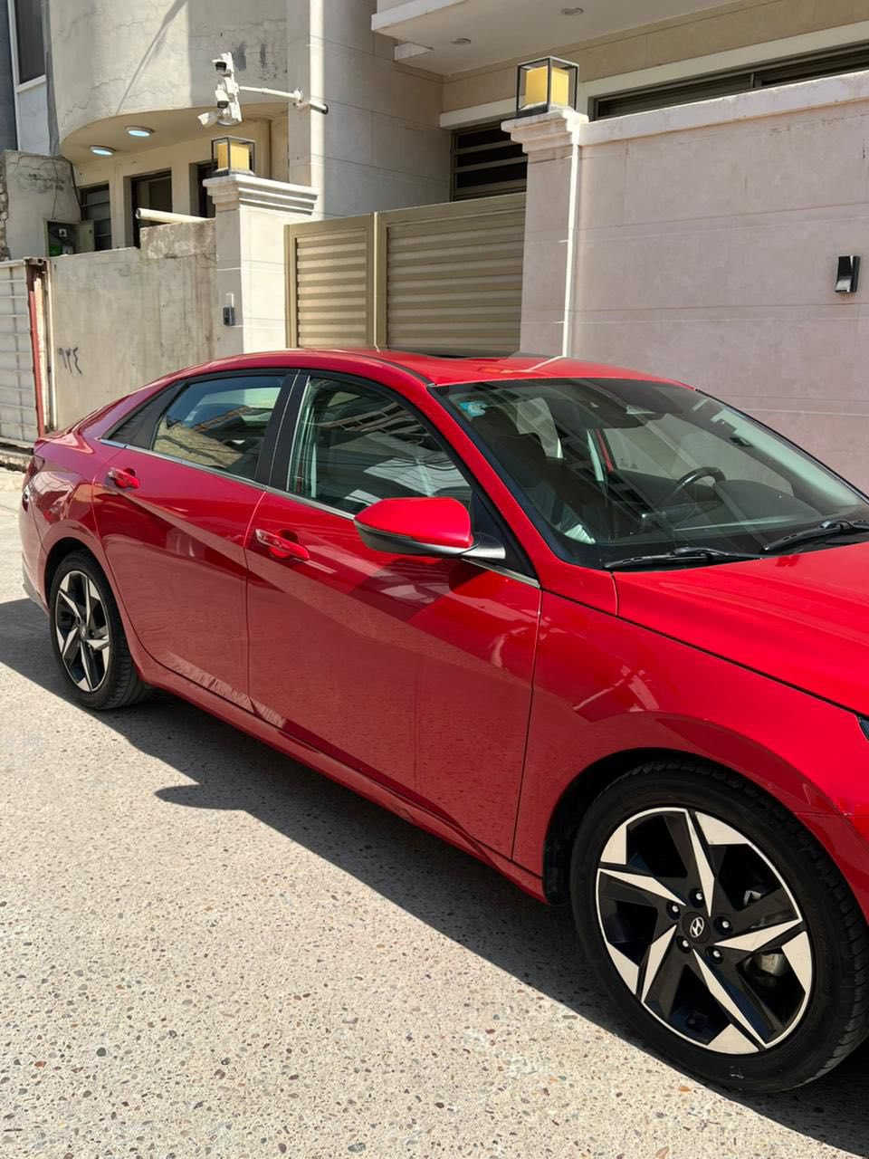 النترا 2021 وراد امريكي 
حادثها دعاميه خلفيه 
فول سياره واحد على واحد لمتدد
فتحه شاشه منتصل 
كشن كهربائي داخل لونين كنتارا 
وسياره بيه كلير 3قطع  بامريكا بدون تعمير 
مكينه 2000دوش 
صورها بامريكا وصور لسونار بل منشور 
رقم /***********
مكان بغداد
السعر160
