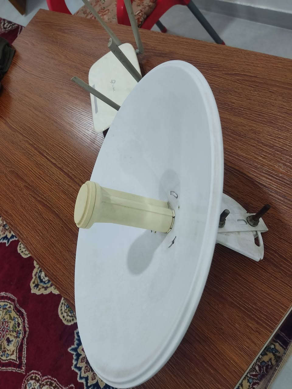 بيع نانو برج جديد جدا وراوتر tplink ايضا جديد جدا مستعمل شي قليل السعر 75 الف قفل المكان كربلاء حي الحر للاستفسار الاتصال على الارقام التاليه او تواصل خاص
***********
***********
