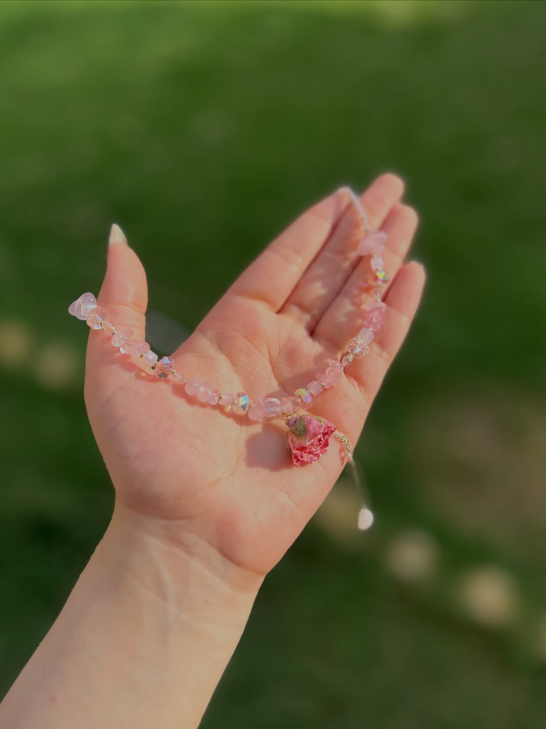 قلادة الورد المجفف بالريزن🥺🎀


**إذا كنت صاحب هذا الإعلان وتريد حذفه لأي سبب، رجاءا أرسل رسالة إلى الدعم الفني**
