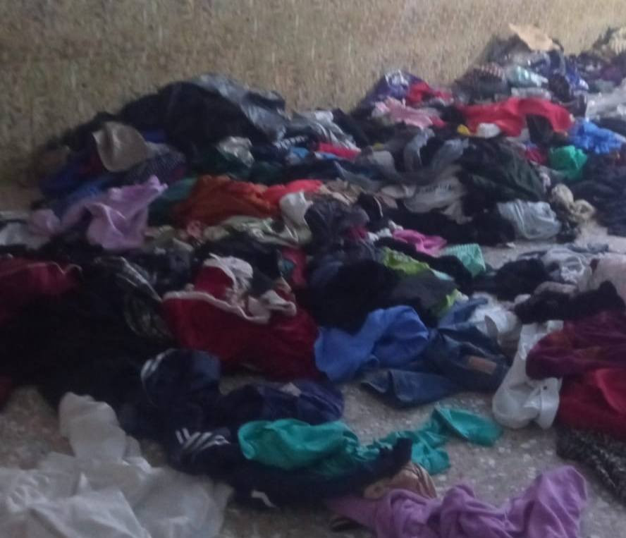 مبادرة خيرية لتوزيع 
(ملابس بحالة جيدة ) 
وذلك بهدف خدمة العوائل والأشخاص المحتاجين في مجتمعنا.
وللعوائل والأشخاص المحتاجين:
نود أن نخبركم بمحبة أن هذه المبادرة هي من أجلكم أيضًا.
ندعوكم للحضور بكل ترحيب واختيار ما تحتاجونه من الملابس  بكل كرامة ومحبة، فهذه البركة معدّة 
لي يعرف عائله خلي يدزهم او يبلغهم 
المكان منزل الاخ / محمد جاسم ابو عباس 
للاستفسار أكثر الاتصال بالرقم ***********
بارك الله لكل من تبرع وتفقد عوائلنا الكريمه بهذا الشتاء القارص  

#علوووش
