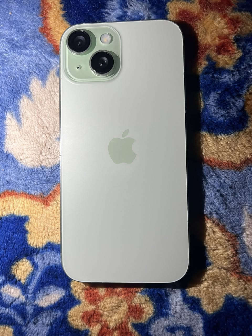 ايفون 15 عادي   ذاكره 128  ممبدل بورد 
 فقط كامره   اماميه  متوقفه تكدر تسويهه ترجع بصمه كله شغال  ماستر شرق اوسط السعر 450 بي مجال   مكاني بغداد شراي يتصل ***********
