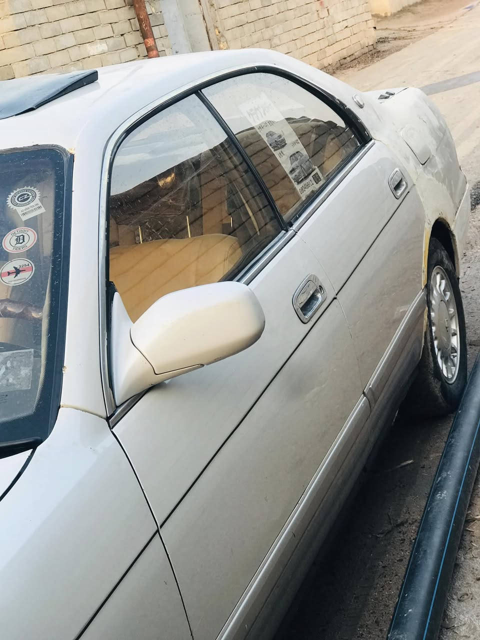 السلام عليكم سياره بطه مديل٩٣ بسمي سنويه بعد شهر وتنتهي السياره مضروبه صندوك محرك ٢٥٠٠ديلكو حداديه جديده الهاتف ***********السعر خاص
