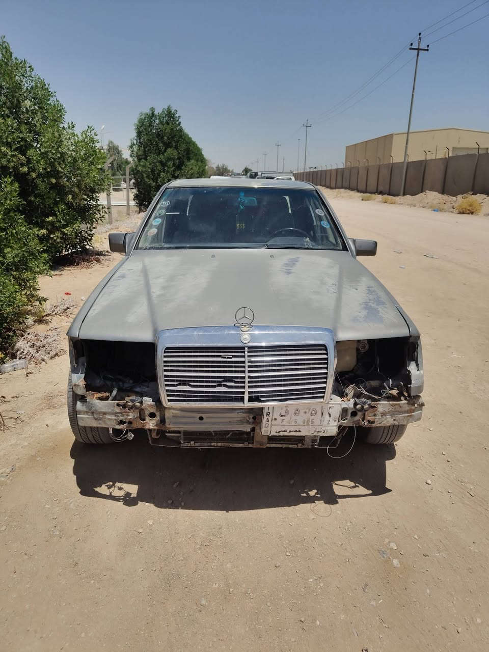 مارسدس دب مكينه وكير ديلكو تبريد ثلج مكينه جديده عوزها لايت ودعاميه 
الكير بي مشكله  بس البك ما يجي مرات يجي
قاعدة دبل وحده مصلحه مداور ثاني يوم  السعر 27
***********
