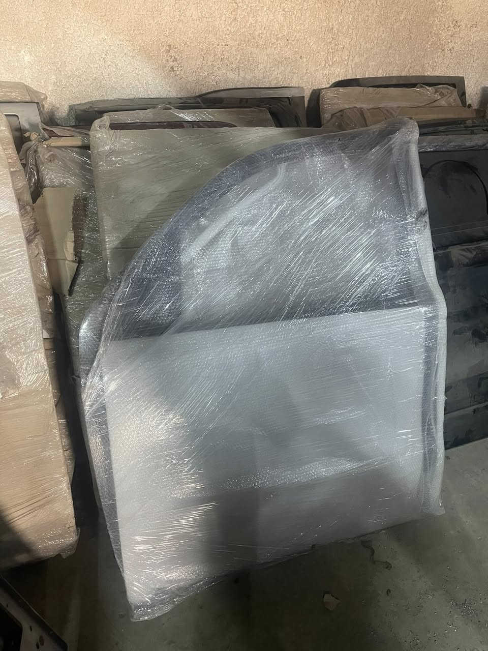 سلام عليكم 
تم وصول حاويه كصات رام 
بغداد كسره وعطش الفرع الاول
***********
