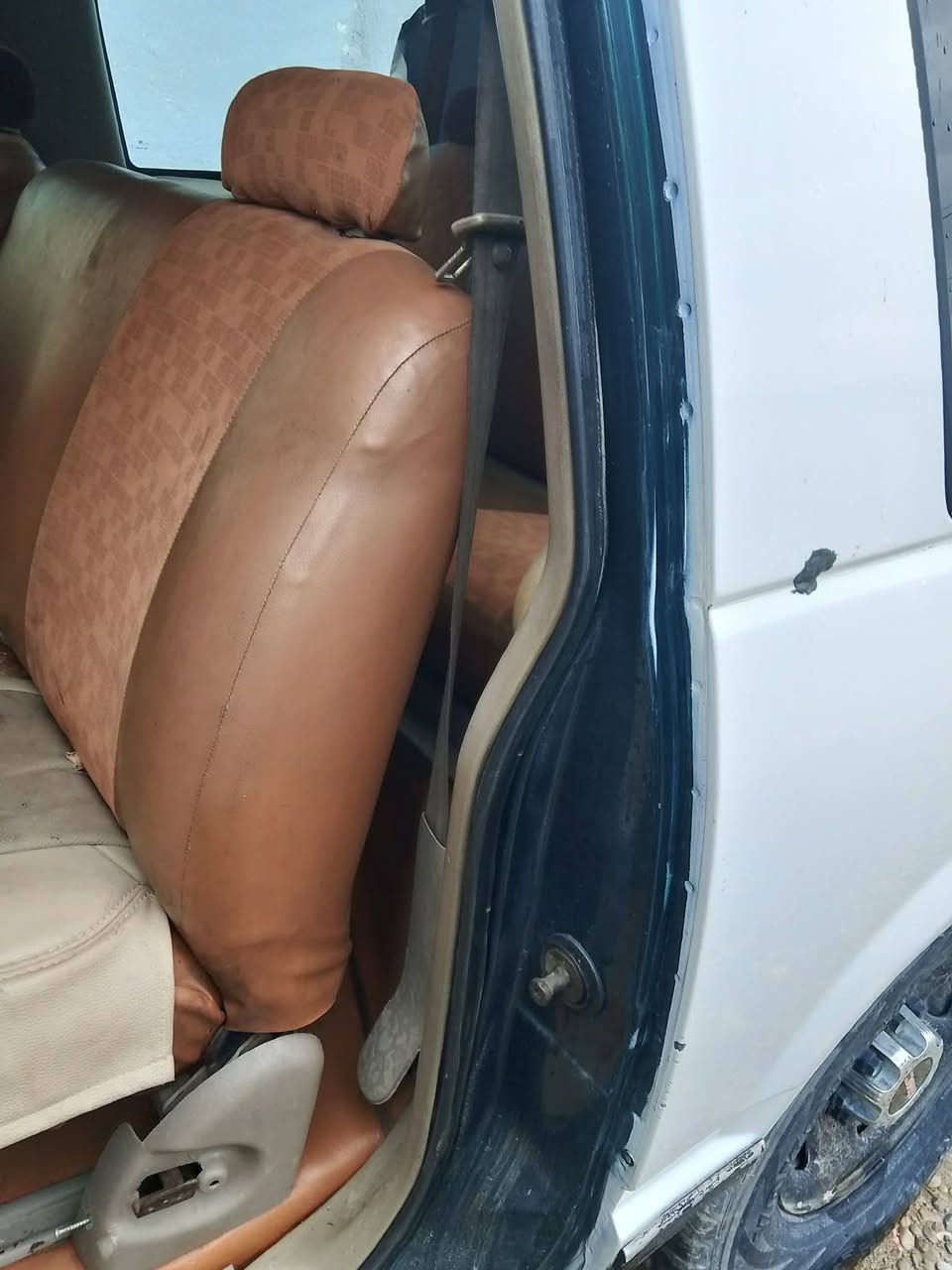 سلام عليكم  جمسي للبيع موديل 95 رقم بغداد خصوصي 
تفاصيل اكثر تصال عله رقم ***********. 
المكان ديالى
