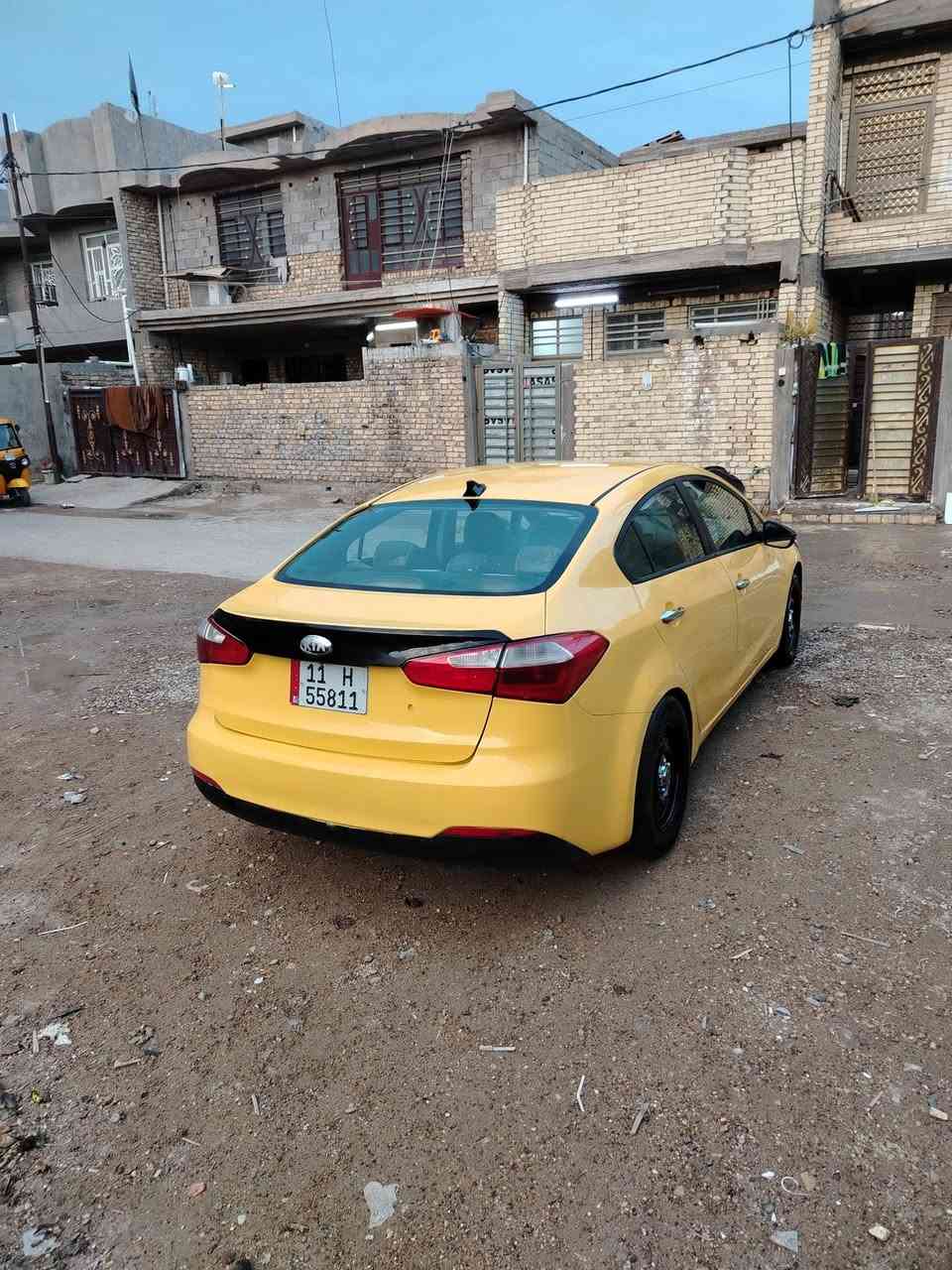 كيه فورتي موديل ٢٠١٦
بسمي مصفر هيه وغرامات
سعر ١٠٧ لعنوان بعداد لتاجي
مكفوله لغود وشواصي ضربتها
جاملغ الخلفي ماواصل لجنطه
***********
