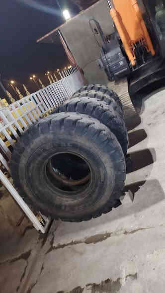 للبيع تايرات شفل 25_00_18
***********
***********
