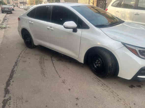 لسلام عليكم كورلا موديل 24 وارد امريكي  حادثهه فقط البنيد وصبغ فقط البنيد والباقي كفاله ماعده الباب الخلف السايق بيه بارد  السيارة فول مواصفات بصمه رادارات جانبيه واماميه وخلفيه وفتحه بل سكف   تحكمات ستيرن  دشبول لونين السياره ماشيه 12 الف   كير محرك صدر كله جديد بدون فتح السعر 155$  تحويل ثاني يوم رقم الهاتف ***********  عنوان بغداد حي الشباب
