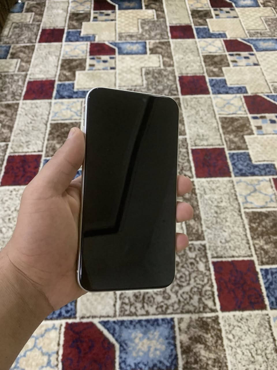 السلام عليكم ايفون 11 عادي ذاكره 64 لجهاز نورمال ما مبدل بي اي شي فيس ايدي شغال كامرات شرط رقم واحد باتري 70 لجهاز حيل حيل نضيف شرط لفحص اي خلل اي عطل مابي سعر 185 رقم *********** اسيا ***********
